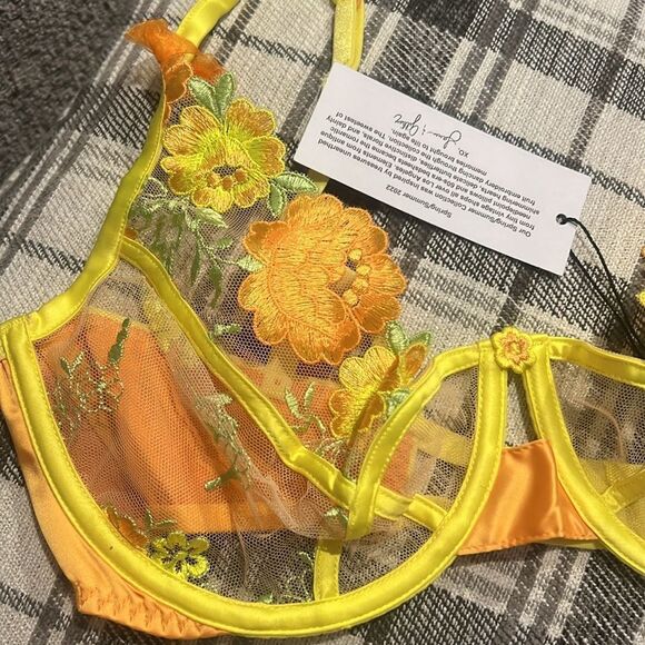 NWT For Love And Lemons Floral Bra 38B in Orange/ Yellow - Picture 3 of 6